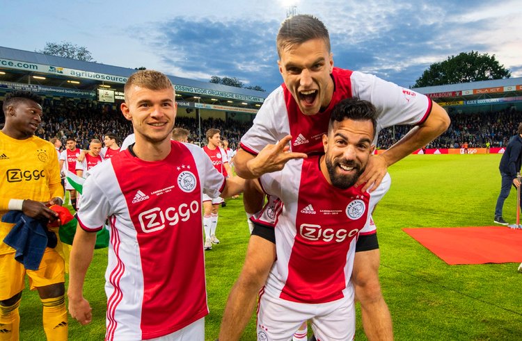 借世界波进 借世界波进