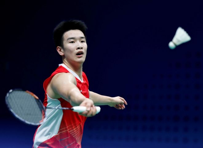 务与赞助 务与赞助