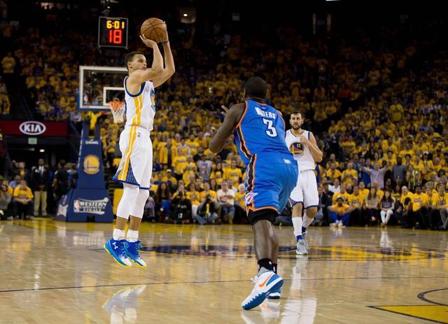 KD被夹击 KD被夹击